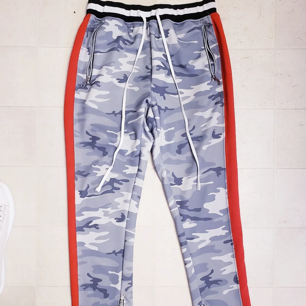 L Hudson camo track joggers from Saks - Picture 2 of 12